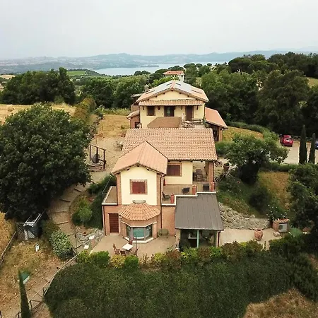 Casa de Férias Mansion In With Swimming Pool Montefiascone