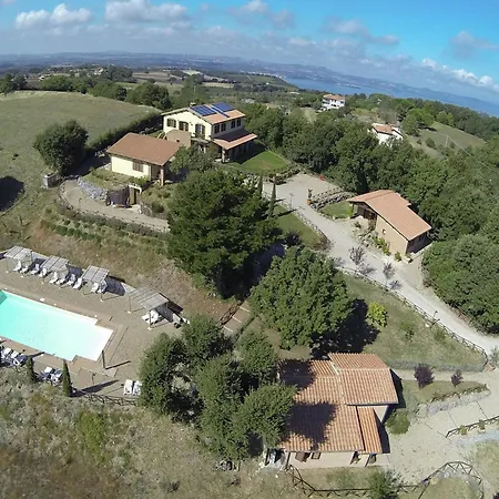 Mansion In With Swimming Pool Casa de Férias *